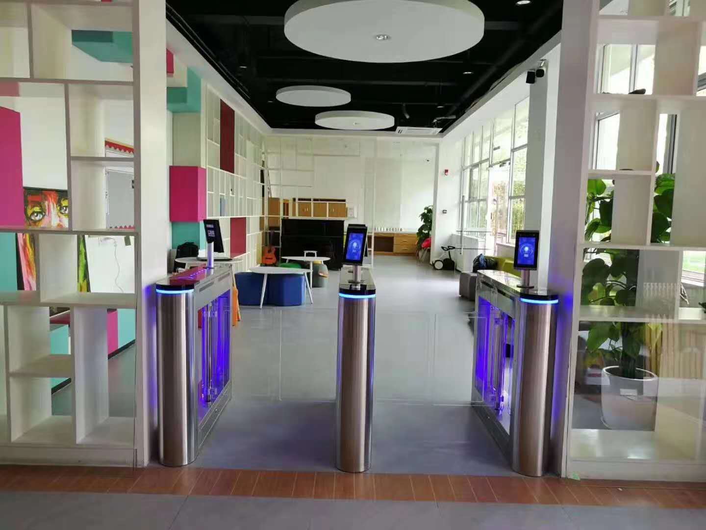 培訓機構無感考勤系統(tǒng)